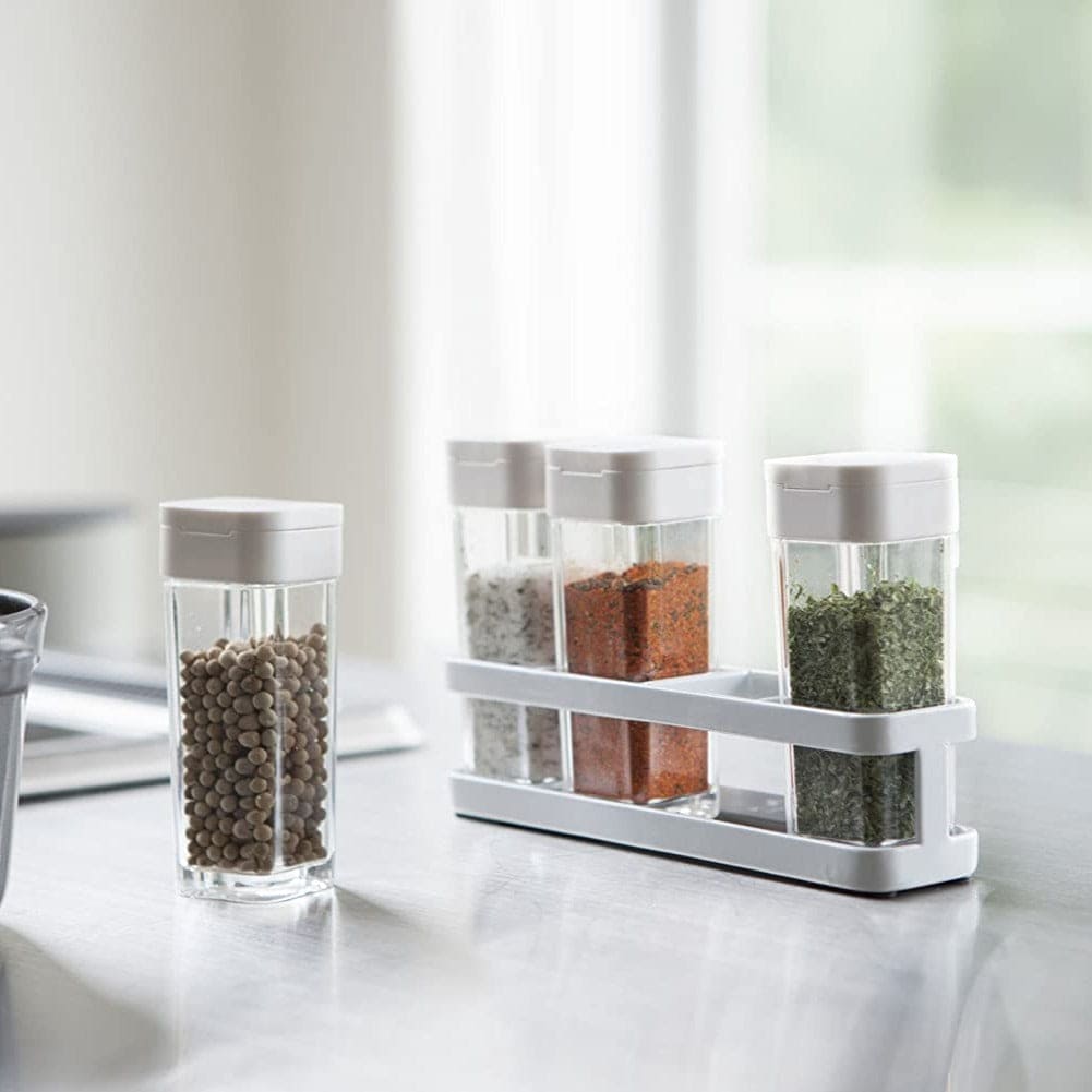4 Pcs Spice Bottles With Rack, Seasoning Shaker Box, Transparent Storage Containers For Salt, Spices & Herbs 4 Pcs Spice Bottles With Rack, Seasoning Shaker Box, Transparent Storage Containers For Salt, Spices & Herbs